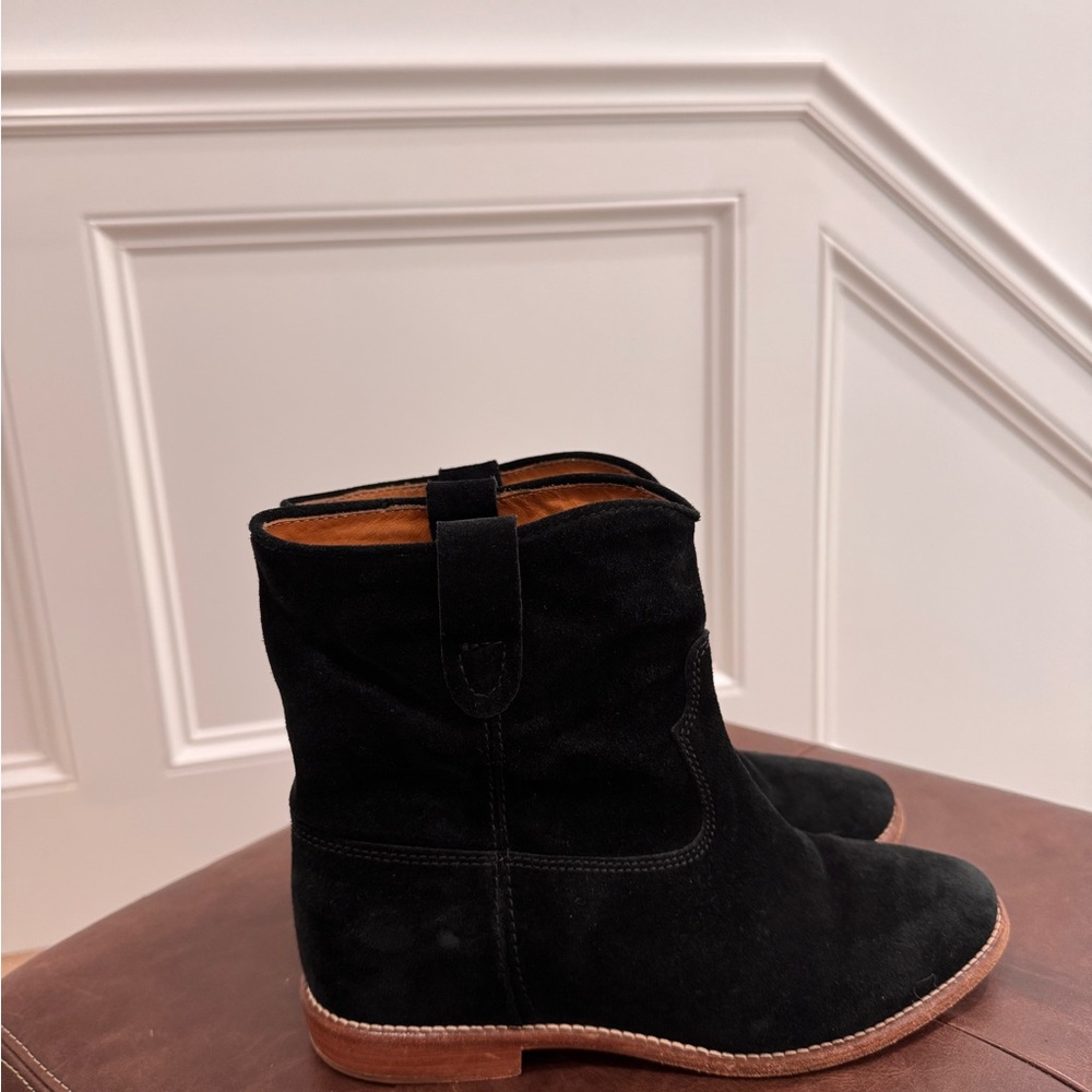Isabel Marant Black Suede Bootie with internal heel rise. - Picture 3 of 6